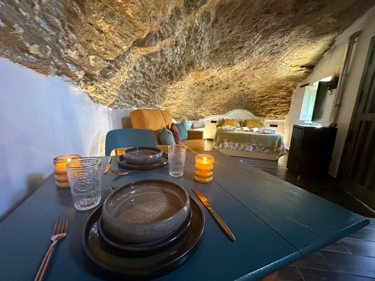 Tajito Romano Setenil De Las Bodegas Екстериор снимка